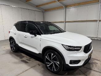 Volvo XC40 T5 1.5 132kW Automaat Pano Twin Engine R-Design picture 2