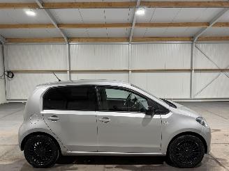 skadebil auto Volkswagen Up! 1.0 44kW High BlueMotion Airco 2016/1
