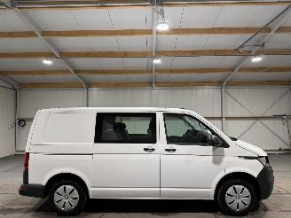 damaged commercial vehicles Volkswagen Transporter 2.0TDI 81kW L1H1 Airco 2022/10