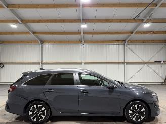 Auto incidentate Kia Ceed 1.6GDI PHEV 77kW Automaat DynamicPlusLine 2022/1
