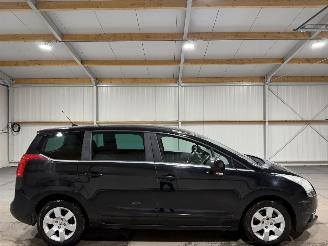 skadebil auto Peugeot 5008 1.6VTi 88kW Blue Lease 2011/6