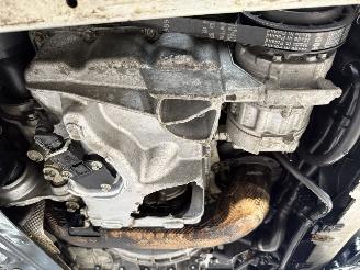 Mercedes A-klasse 35AMG 225kW Automaat 4Matic Pano Premium Plus picture 31