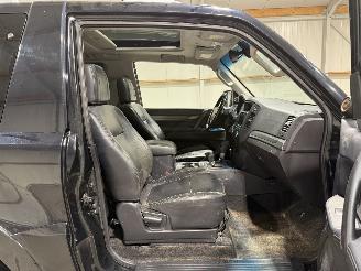 Mitsubishi Pajero 3.2DID 125kW Automaat Invite High Roof AT HRV picture 21