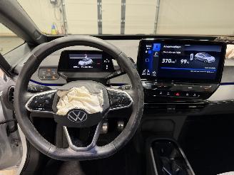 Volkswagen ID.3 59kWh 150kW Pro Business picture 37