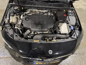 Mercedes Cla-klasse 200D 110kW Automaat Pano Business Solution AMG picture 26