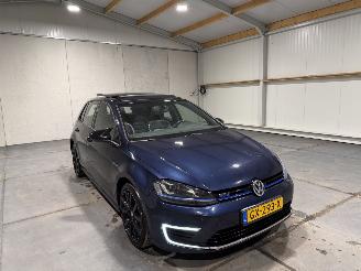 Volkswagen Golf GTE 1.4TSI 110kW Automaat Pano picture 3