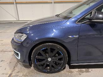 Volkswagen Golf GTE 1.4TSI 110kW Automaat Pano picture 15