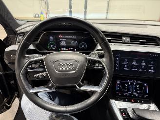 Audi E-tron 55 95kWh 300kW Quattro Advanced Luchtvering Pano picture 26