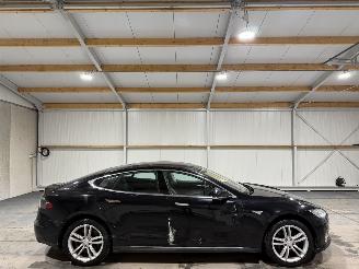 krockskadad bil auto Tesla Model S 85kWh 270kW Automaat Pano Base 2013/12