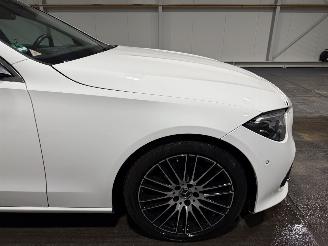 Mercedes C-klasse 180 125kW Automaat Pano Luxury Line picture 16