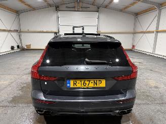Volvo V-60 2.0T5 184kW Aut Polestar Momentum PRO Panorama picture 7