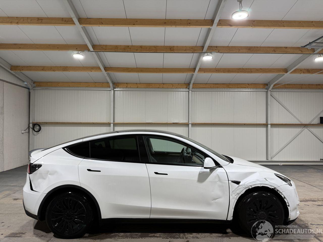 Tesla Model Y 58kWh 175kW RWD