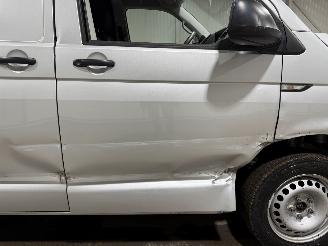 Volkswagen Transporter 2.0TDI 84kW L2H2 Highline picture 18