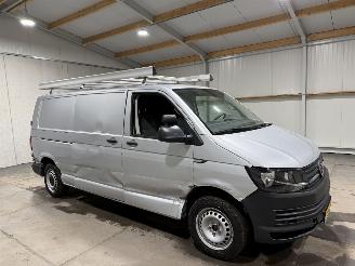 Volkswagen Transporter 2.0TDI 84kW L2H2 Highline picture 2