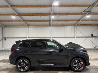 Unfallwagen BMW iX1 xDrive30 67kWh 230kW Launch Edition 2023/12