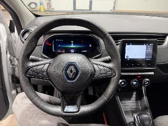 Renault Zoé INCLUDED BATTERY 52kWh 80kW Life Carshare picture 15