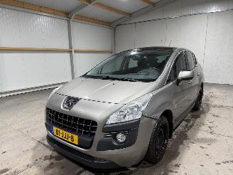 Peugeot 3008 1.6THP 115kW Clima Premiére picture 10