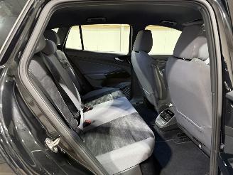 Volkswagen ID.4 77kWh 125kW Pro picture 35