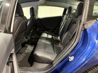 Tesla Model 3 60kWh Standard 175kW RWD Plus picture 35