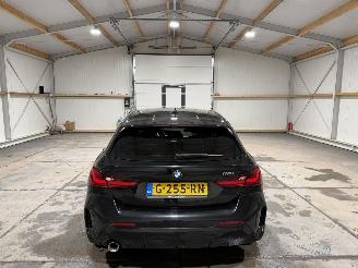 BMW 1-serie 118i 103kW Automaat Executive Edition picture 7