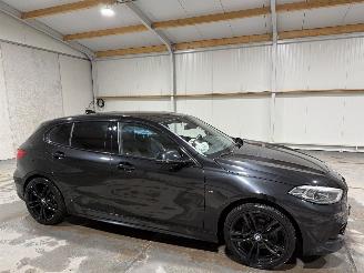 BMW 1-serie 118i 103kW Automaat Executive Edition picture 2