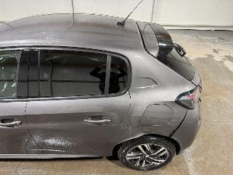 Peugeot 208 1.2PureTech 74kW Clima Camera Allure Pack picture 15