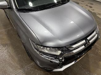 Mitsubishi Outlander 2.0 110kW Automaat Connect Pro picture 19