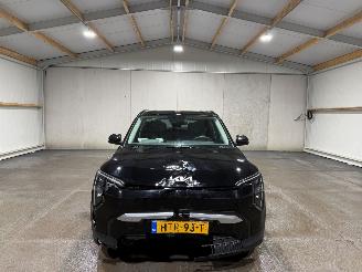 Kia EV3 58.3 kWh  150kW Plus picture 4