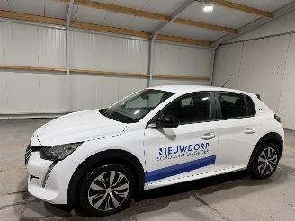 Peugeot e-208 EV 50kWh 100kW Active picture 9