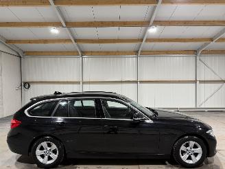 Unfallwagen BMW 3-serie 318i 100kW Automaat Luxury Edition 2018/10