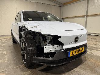 Volvo EX30 69kWh 200kW Single Motor Extended Range Plus picture 22