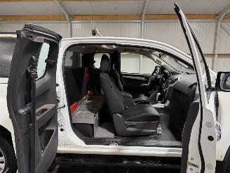 Isuzu D-Max 1.9d 120kW Automaat Extended Cab X-Country picture 34