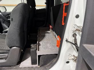 Isuzu D-Max 1.9d 120kW Automaat Extended Cab X-Country picture 33