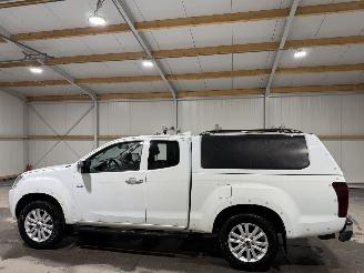 Isuzu D-Max 1.9d 120kW Automaat Extended Cab X-Country picture 11