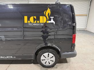 Volkswagen Transporter 2.0TDI 81kW L2H1 Comfortline picture 29