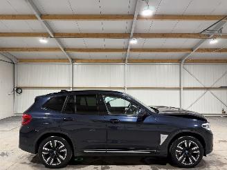 Unfallwagen BMW iX3 80kWh 210kW High Executive Pano MemorySeat Volleder 2021/12