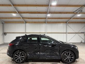 Damaged car Audi Q4 E-Tron 45 82kWh 210kW Quattro S Edition Pano 2025/8