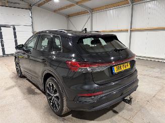 Audi Q4 E-Tron 45 82kWh 210kW Quattro S Edition Pano picture 12