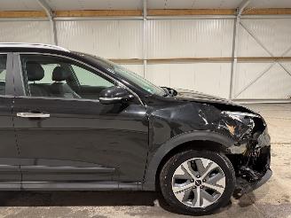 Kia e-Niro 64kWh 150kW Automaat Dynamicline picture 14