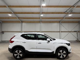 Unfallwagen Volvo XC40 1.5Hybrid T4 95kW Automaat Inscription Expression 2022/5