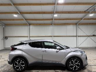 Vaurioauto  passenger cars Toyota C-HR 1.8Hybrid 72kW Automaat First Edition 2020/6