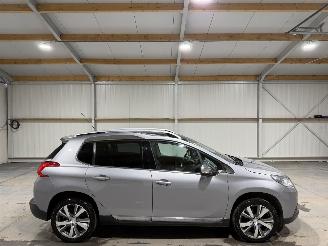 Damaged car Peugeot 2008 1.6e-HDI 85kW Allure Clima Pano 2014/1