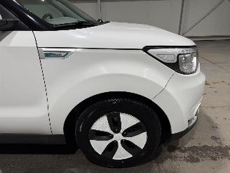Kia Soul 27kWh 81kW Automaat ExecutiveLine picture 16