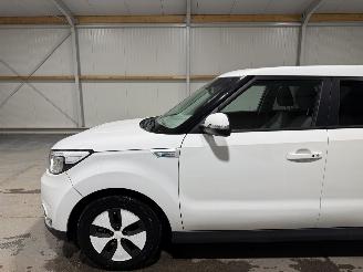 Kia Soul 27kWh 81kW Automaat ExecutiveLine picture 13