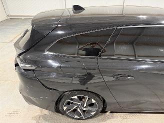 Peugeot 308 SW 1.2PT 96kW Allure Pack Business picture 18
