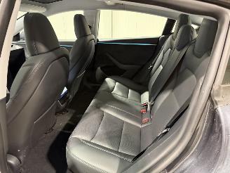 Tesla Model 3 78kWh Long Range 366kW AWD Premium picture 38