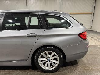 BMW 5-serie 520i 135kW Automaat High Executive picture 13