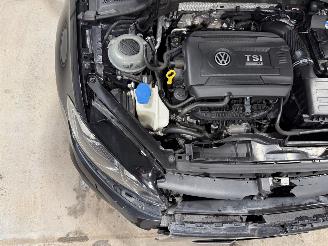 Volkswagen Golf R 2.0TSI 221kW Automaat 4-Motion R Pano picture 28