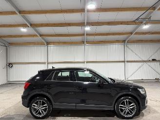 krockskadad bil auto Audi Q2 35TFSI 110kW Automaat Business Edition 2021/7