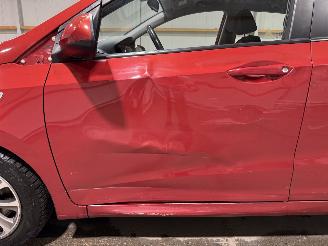 Hyundai I-10 1.2i 64kW Airco picture 16